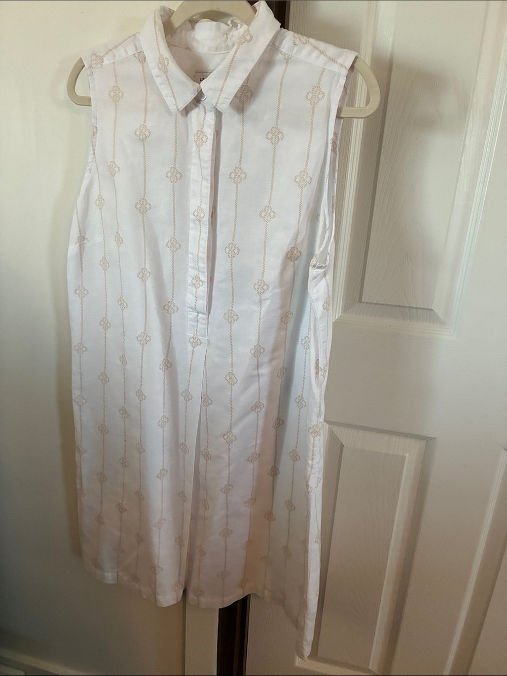 Sleeveless White Button-Front sleeveless summer dress with Beige rope design